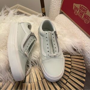 Vans 💚 Leather Seafoam Green Pastel Low Top Zipper Lace Up Sneakers